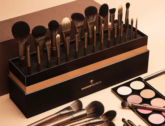 Unveiling the Power of a Professional Makeup Brush Set by Makeup Secrets